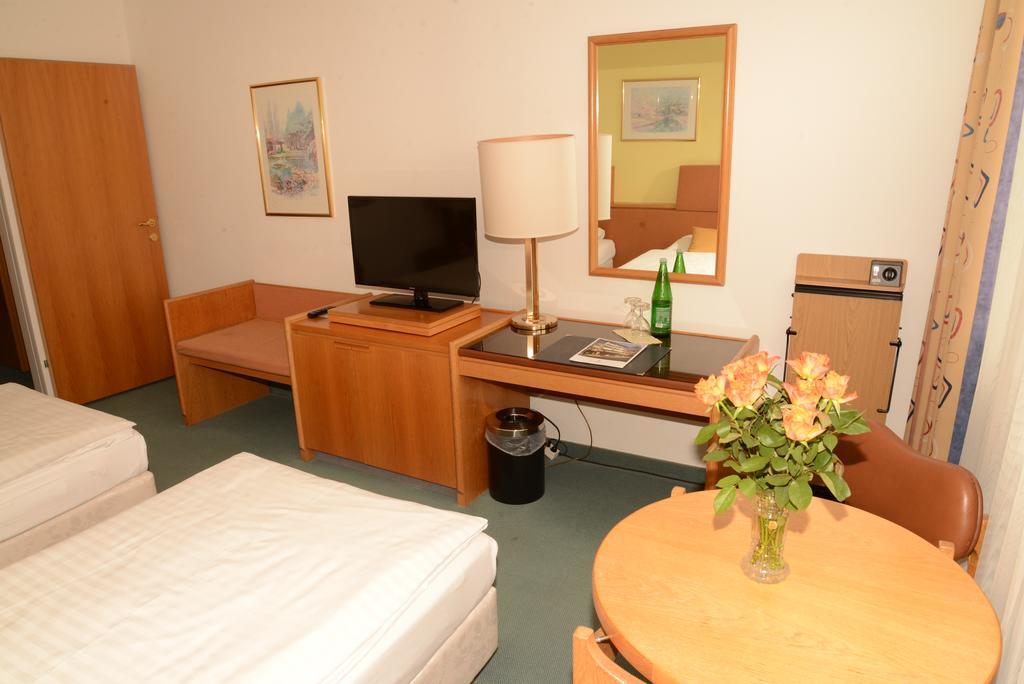Hotel Burgenland Eisenstadt Zewnętrze zdjęcie